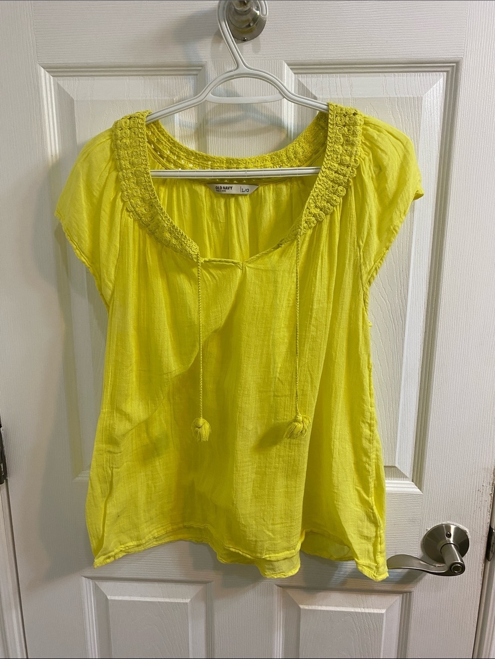 Old Navy Bright Yellow Embroidered Collar Tassel Sheer Cotton Women’s Top Large